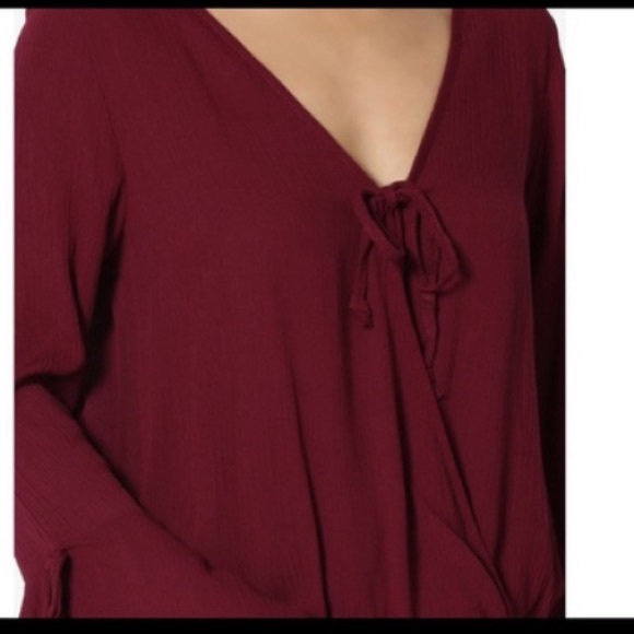 Polly and Esther top. - Picture 2 of 2